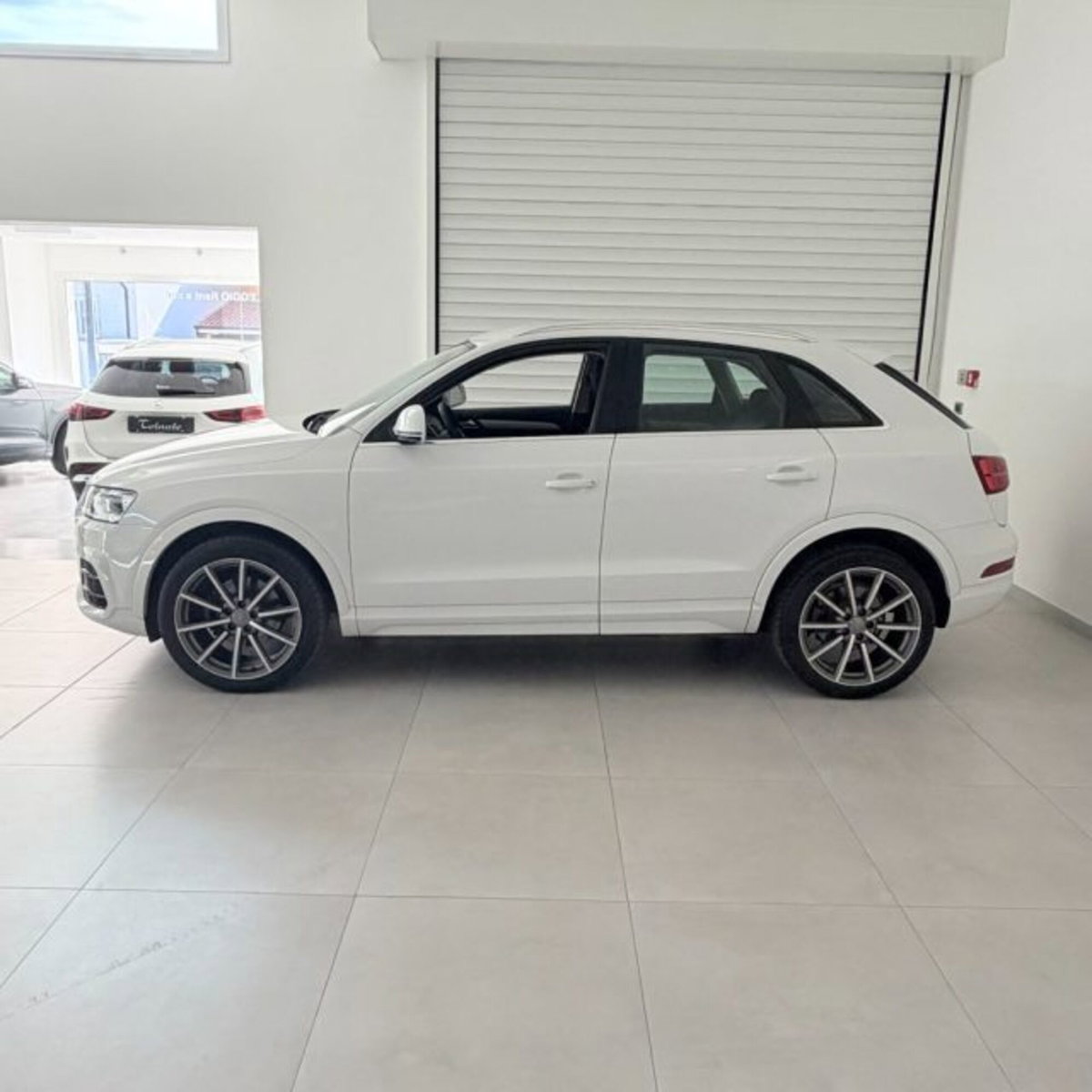Audi Q3 2.0 TDI 150 CV Sport (4)