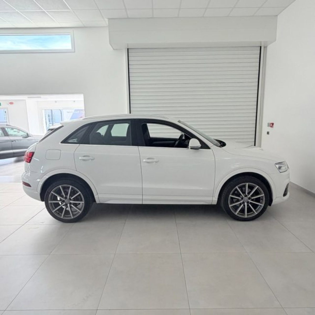 Audi Q3 2.0 TDI 150 CV Sport (7)