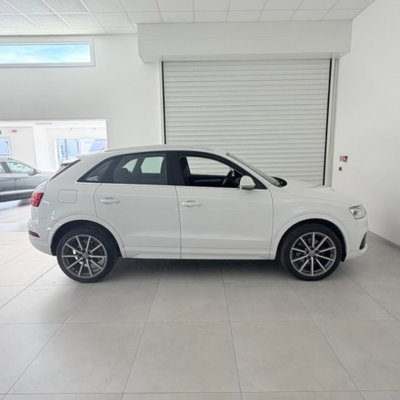 Audi Q3 2.0 TDI 150 CV Sport (7)