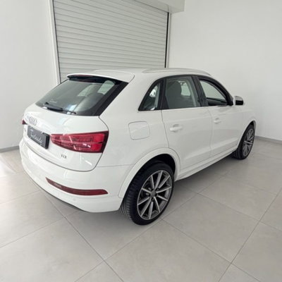 Audi Q3 2.0 TDI 150 CV Sport (8)