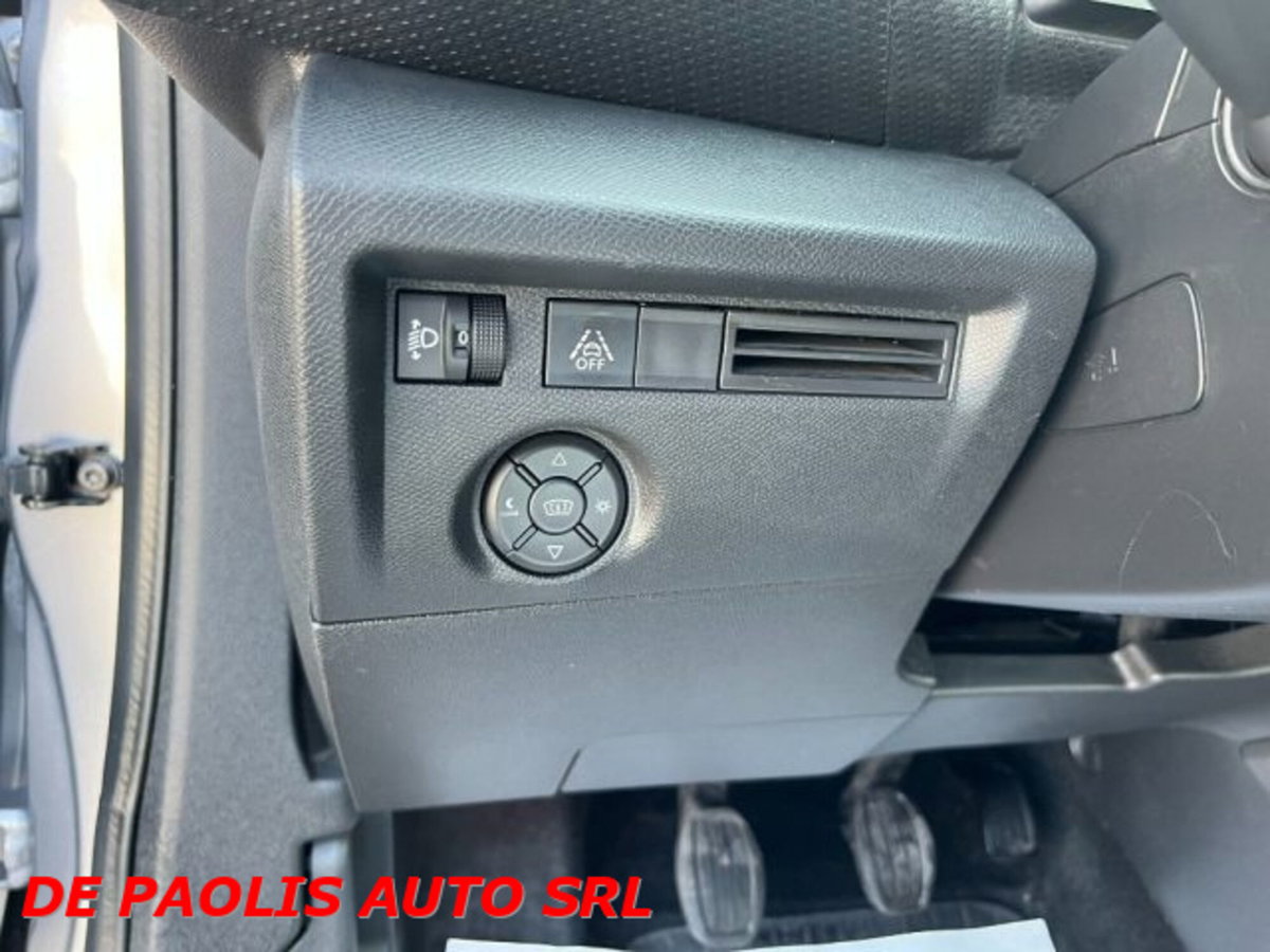 Citroen C4 BlueHDi 110 S&S Shine (11)