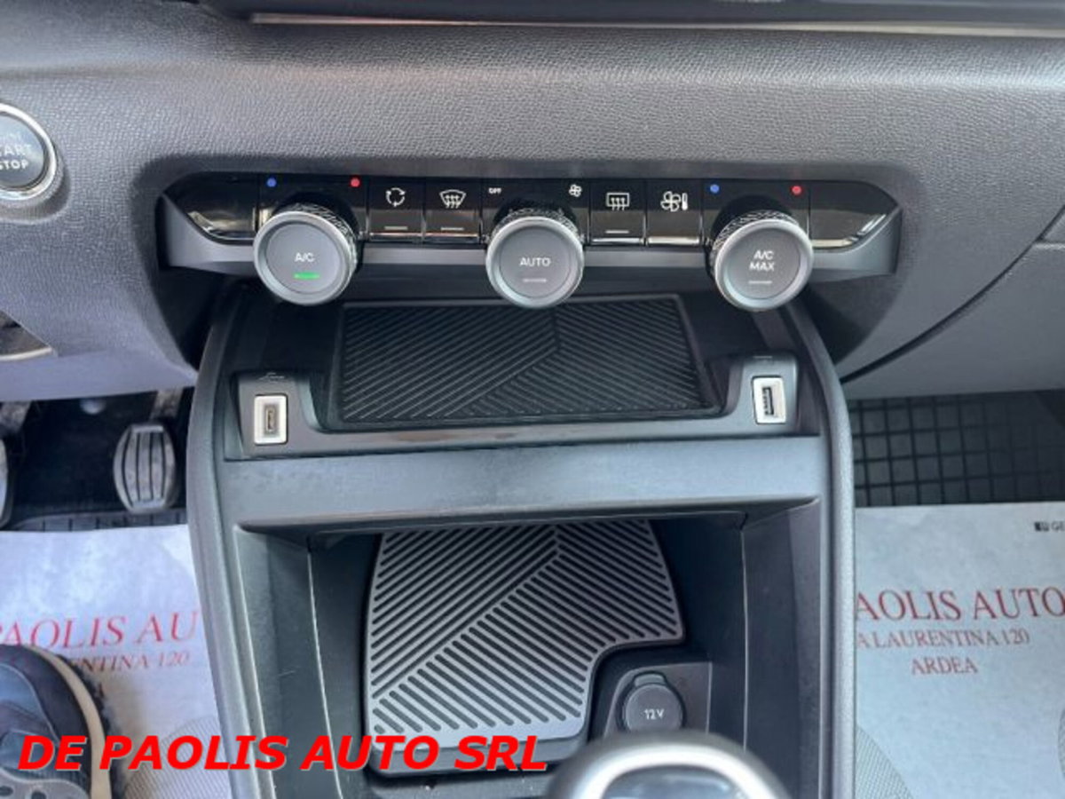 Citroen C4 BlueHDi 110 S&S Shine (19)