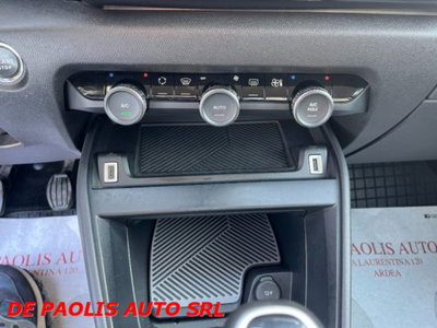 Citroen C4 BlueHDi 110 S&S Shine (19)