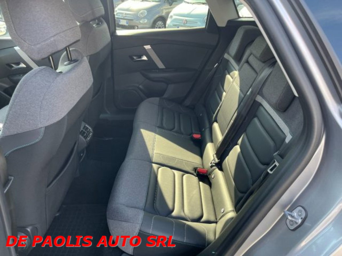 Citroen C4 BlueHDi 110 S&S Shine (7)