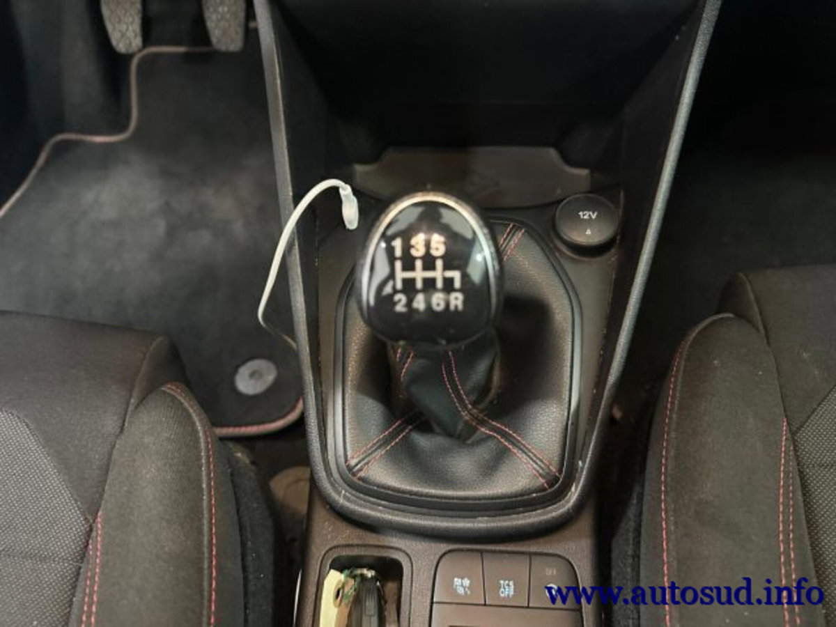 Ford Fiesta 1.0 Ecoboost Hybrid 125 CV DCT 5 porte ST-Line (15)