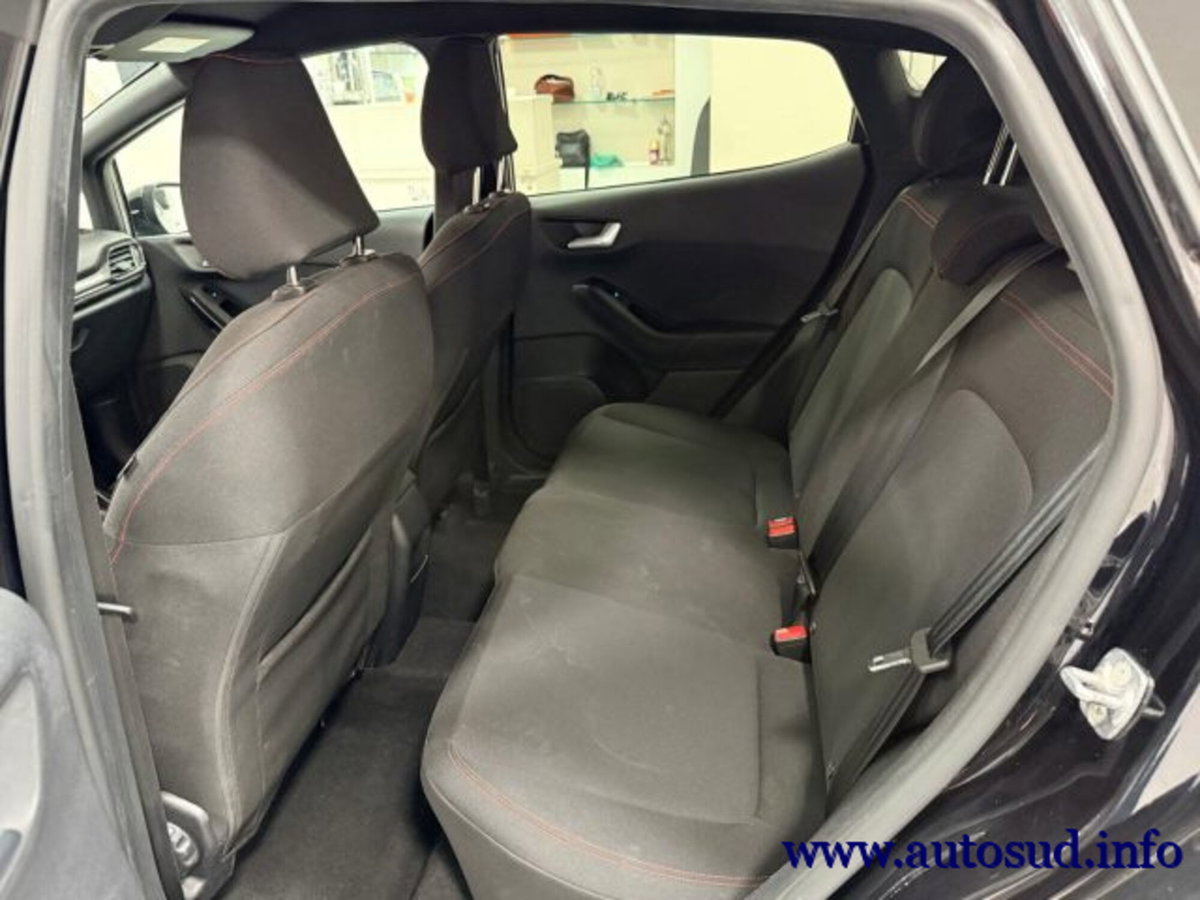 Ford Fiesta 1.0 Ecoboost Hybrid 125 CV DCT 5 porte ST-Line (17)