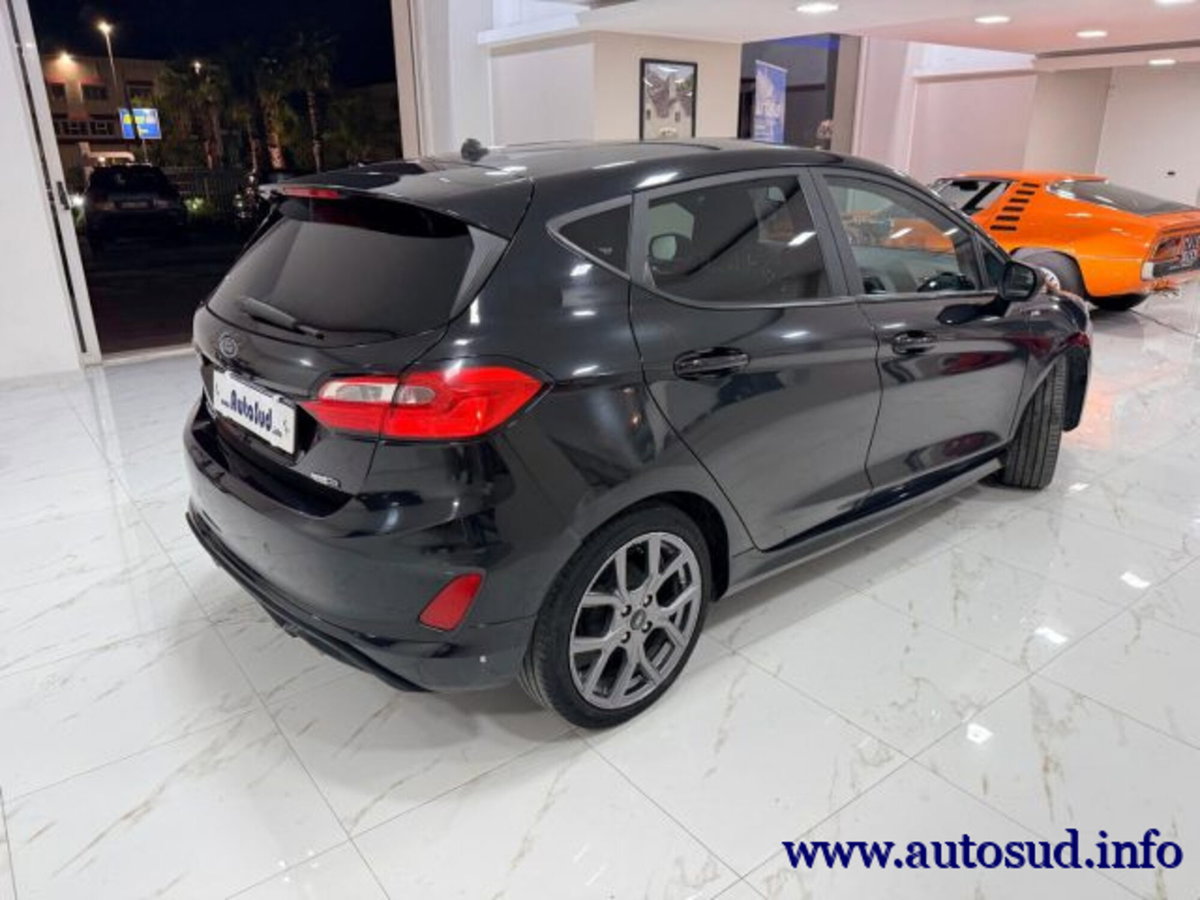 Ford Fiesta 1.0 Ecoboost Hybrid 125 CV DCT 5 porte ST-Line (6)