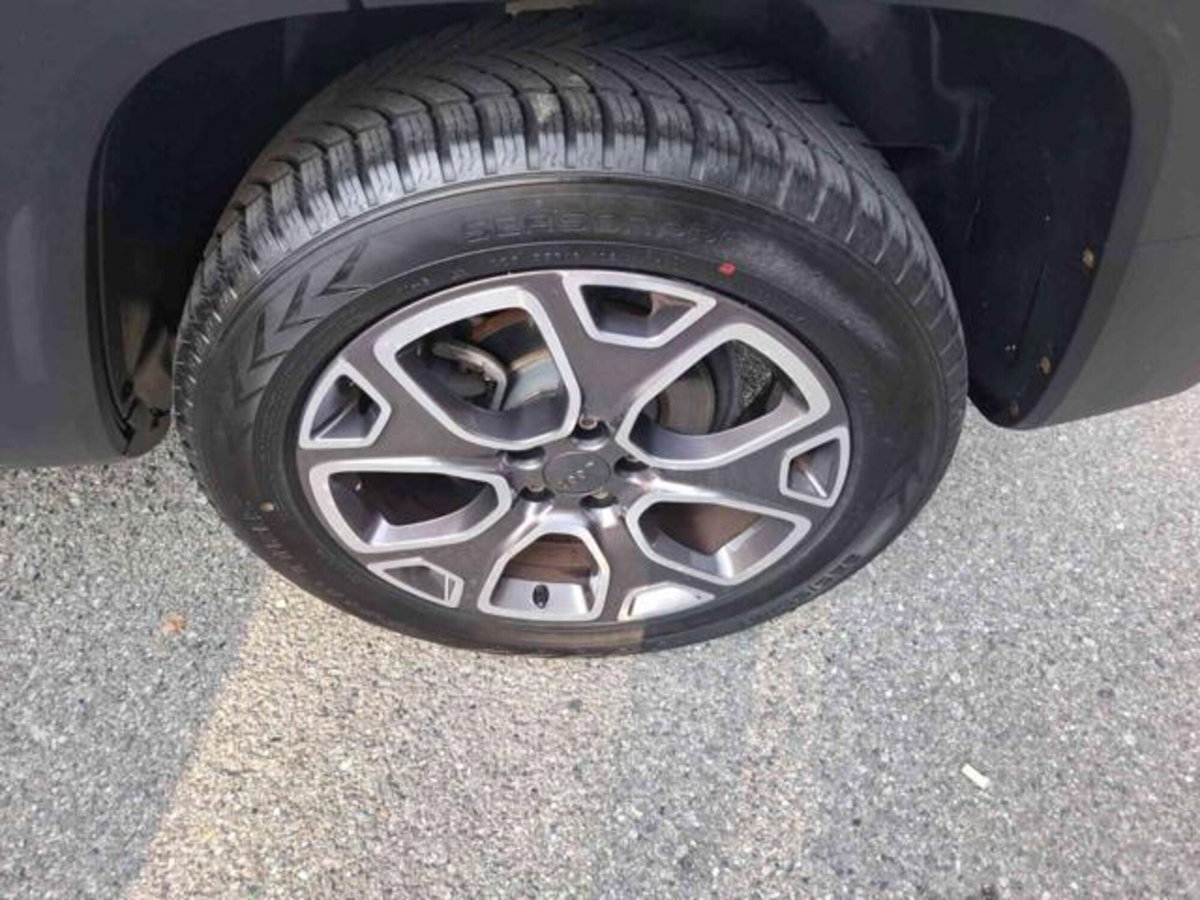 Jeep Renegade 2.0 Mjt 140CV 4WD Active Drive Limited (11)