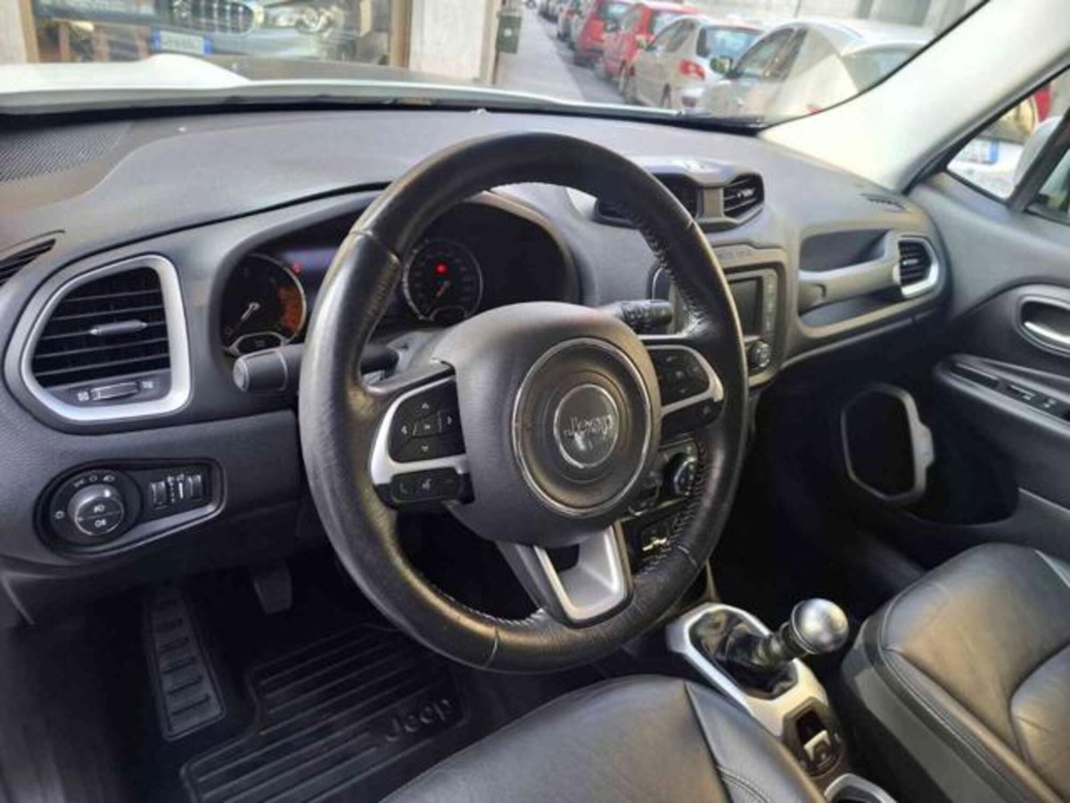 Jeep Renegade 2.0 Mjt 140CV 4WD Active Drive Limited (13)