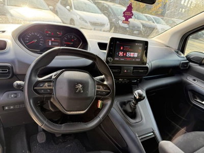 Peugeot Rifter Long 1.5 bluehdi GT 130cv eat8 (11)