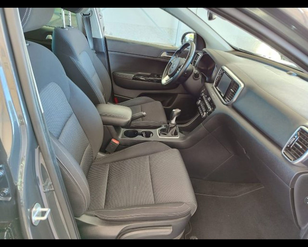Kia Sportage 1.6 CRDI 115 CV 2WD Business Class (12)