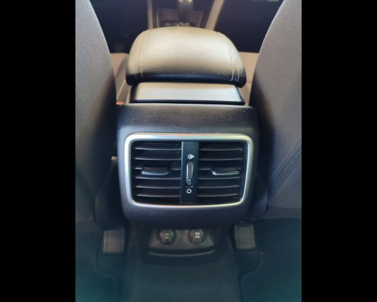 Kia Sportage 1.6 CRDI 115 CV 2WD Business Class (19)