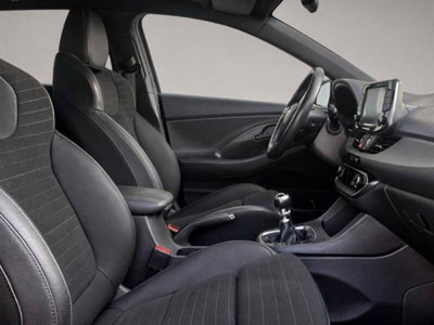 Hyundai i30 Fastback 2.0 T-GDI 275 CV N Performance (12)
