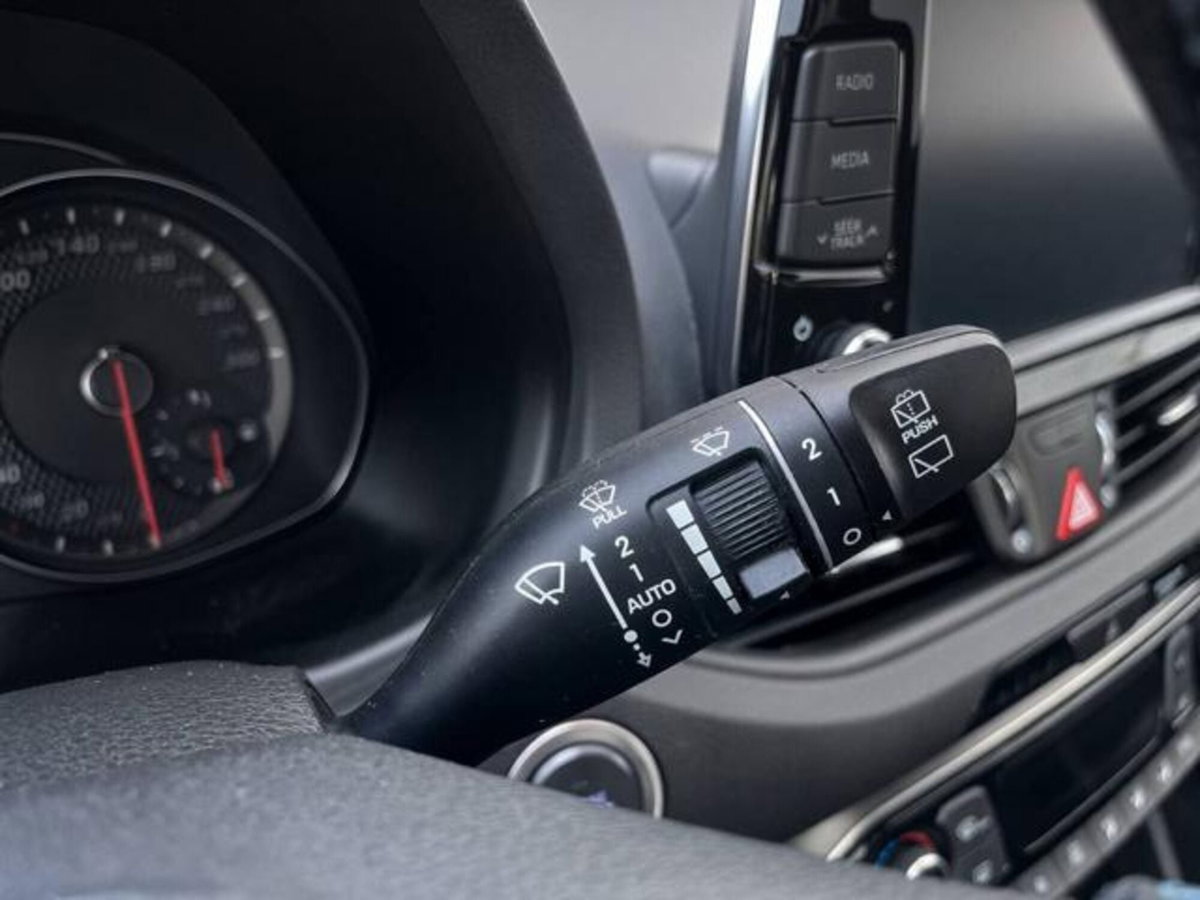 Hyundai i30 Fastback 2.0 T-GDI 275 CV N Performance (16)