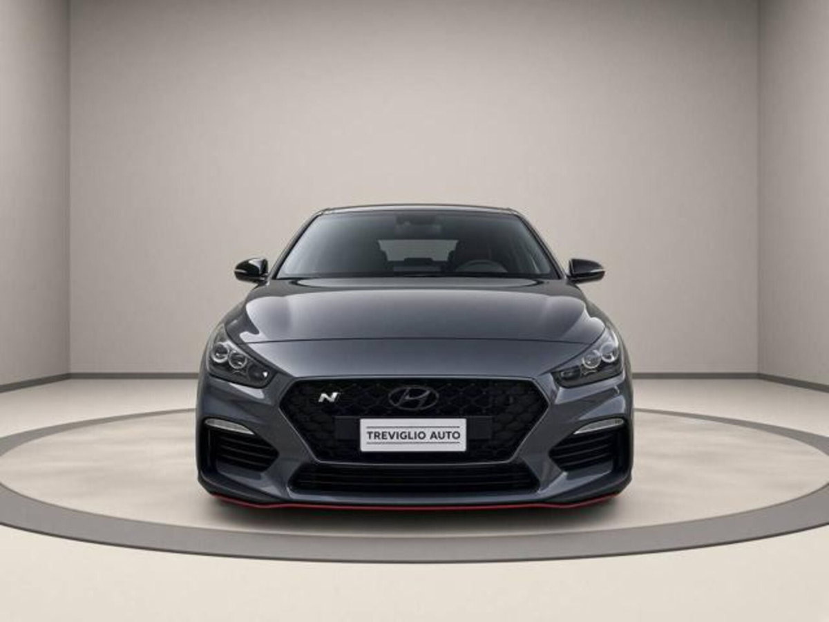 Hyundai i30 Fastback 2.0 T-GDI 275 CV N Performance (2)