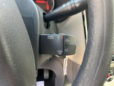 Dacia Lodgy 1.6 8V 85CV 5 posti (5)