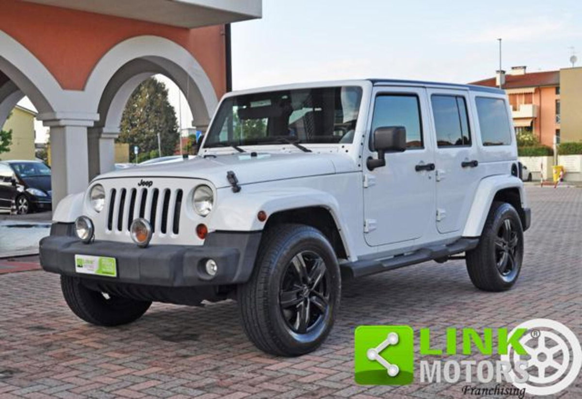 Jeep Wrangler Unlimited 2.8 CRD DPF Sahara Auto