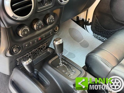 Jeep Wrangler Unlimited 2.8 CRD DPF Sahara Auto (13)