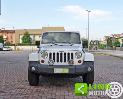Jeep Wrangler Unlimited 2.8 CRD DPF Sahara Auto (8)