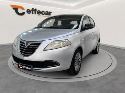 Lancia Ypsilon 1.2 69 CV 5 porte Elefantino usata
