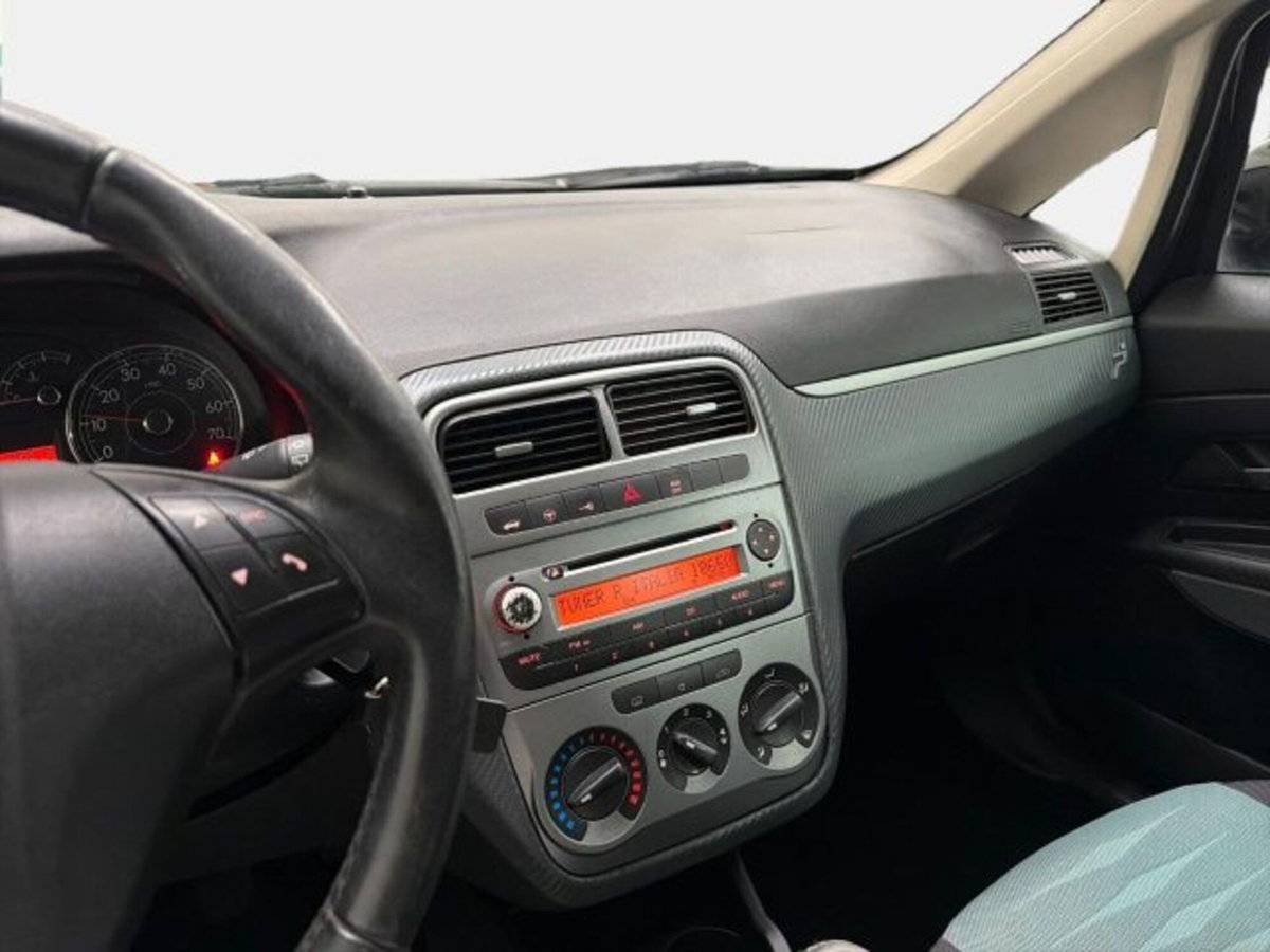 Fiat Grande Punto 1.2 5 porte Actual (11)