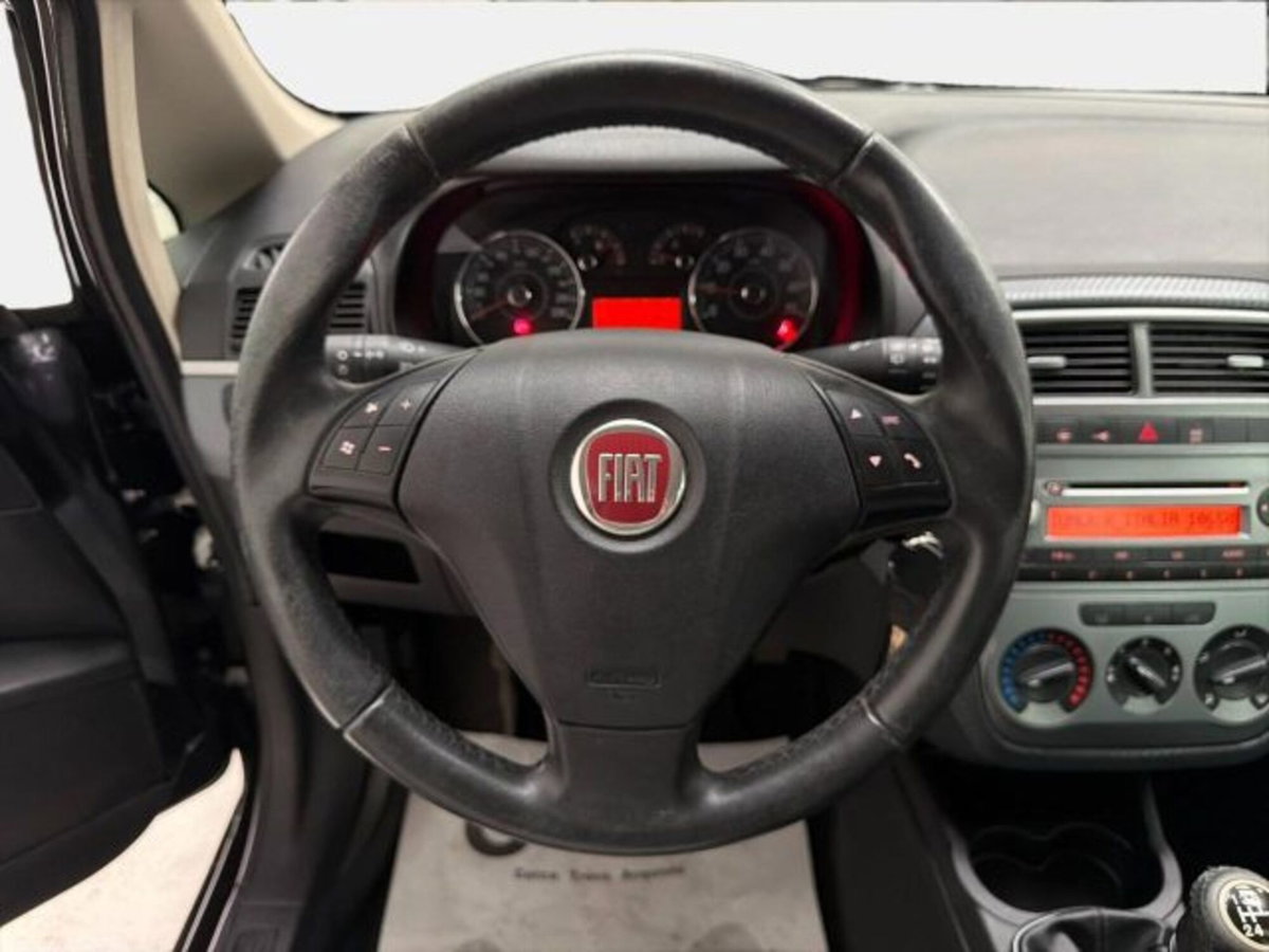 Fiat Grande Punto 1.2 5 porte Actual (8)