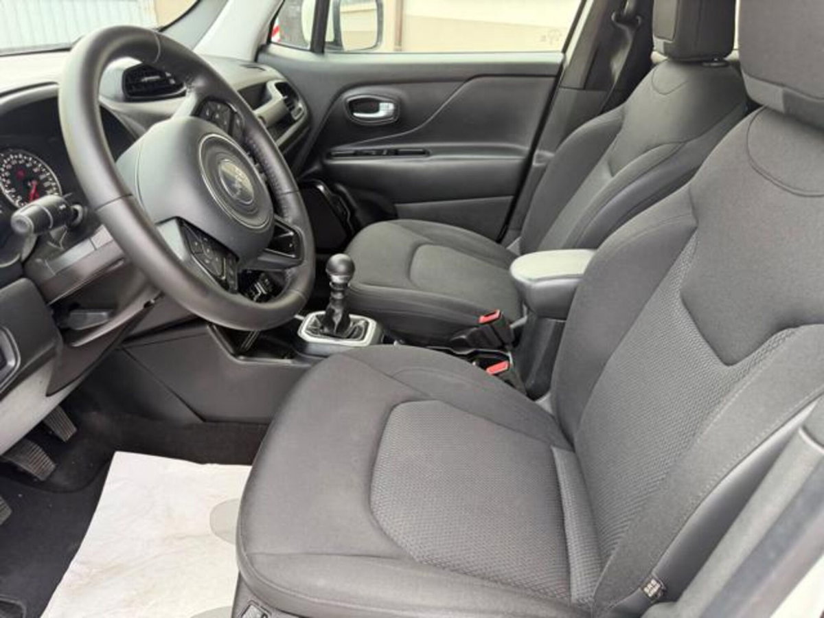 Jeep Renegade 1.0 T3 Night Eagle (8)