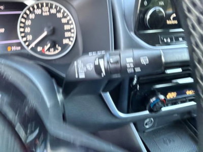 Nissan Qashqai 1.3 DIG-T 140 CV Business (19)