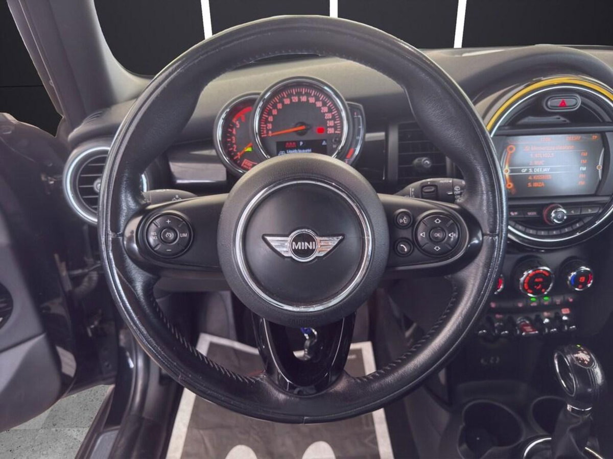 MINI Mini 1.5 Cooper D Boost 5 porte (10)