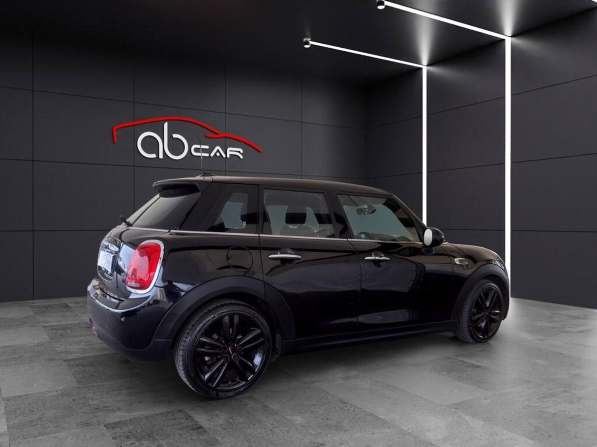 MINI Mini 1.5 Cooper D Boost 5 porte (6)