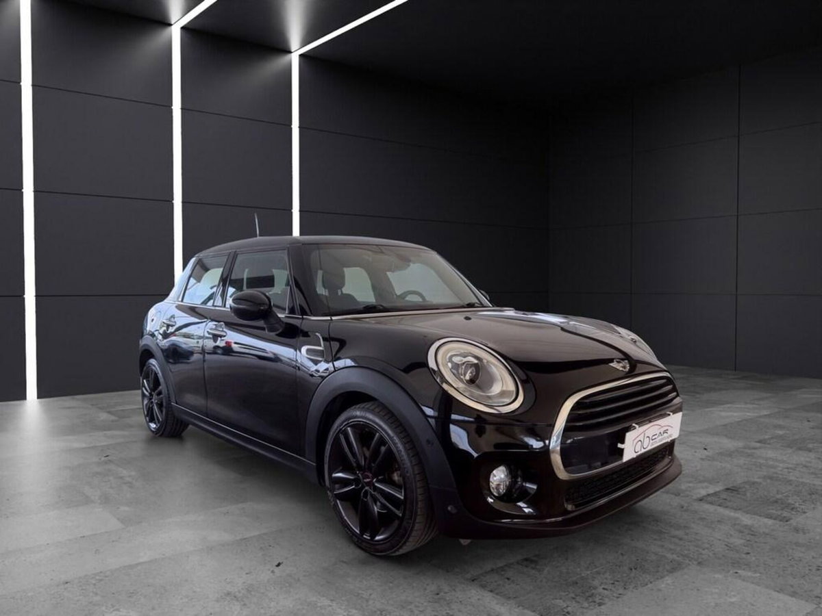 MINI Mini 1.5 Cooper D Boost 5 porte (8)