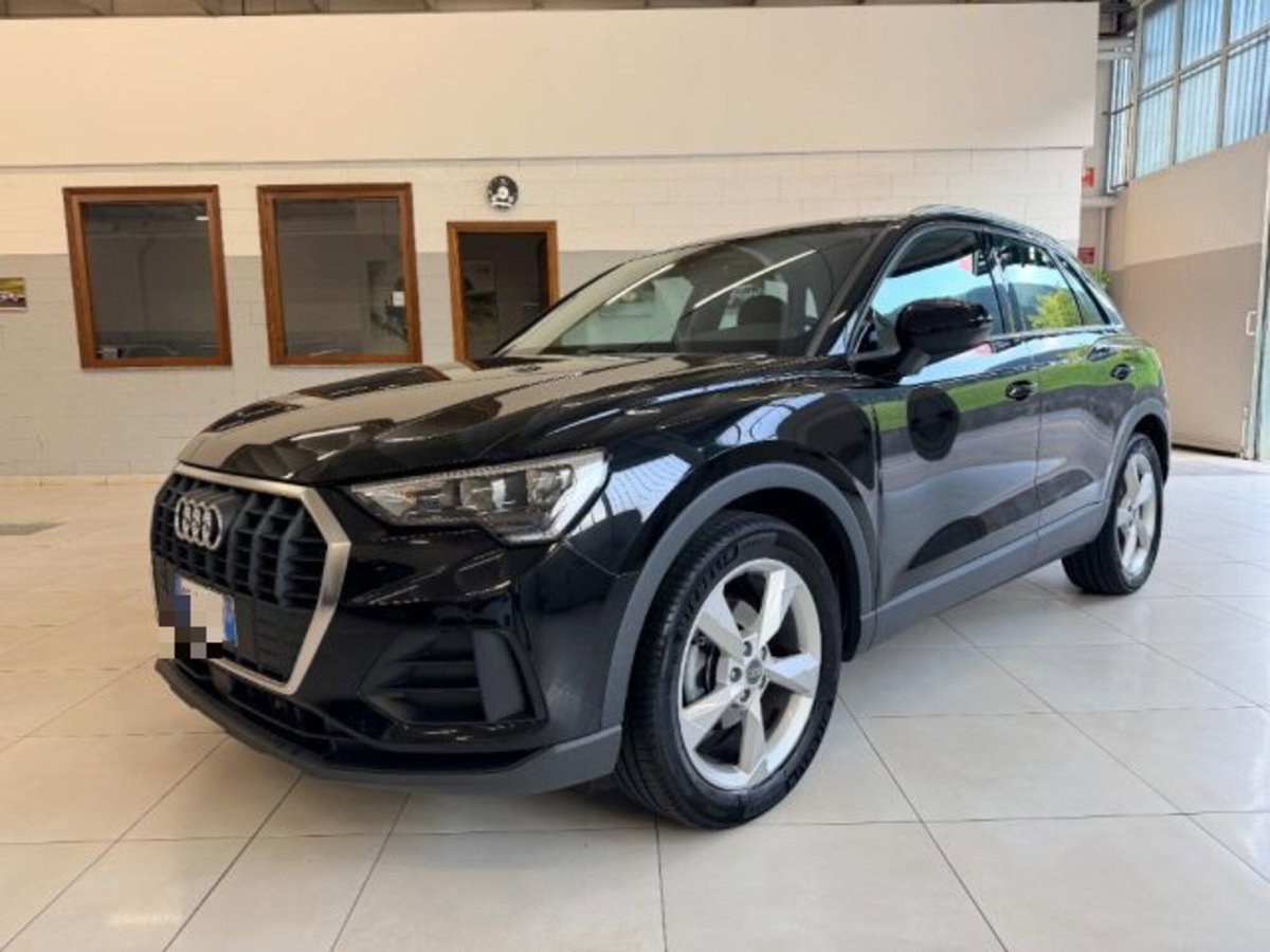 Audi Q3 35 TDI quattro S tronic Business Advanced