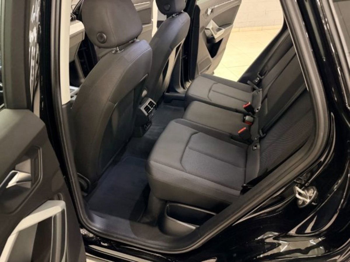 Audi Q3 35 TDI quattro S tronic Business Advanced (10)