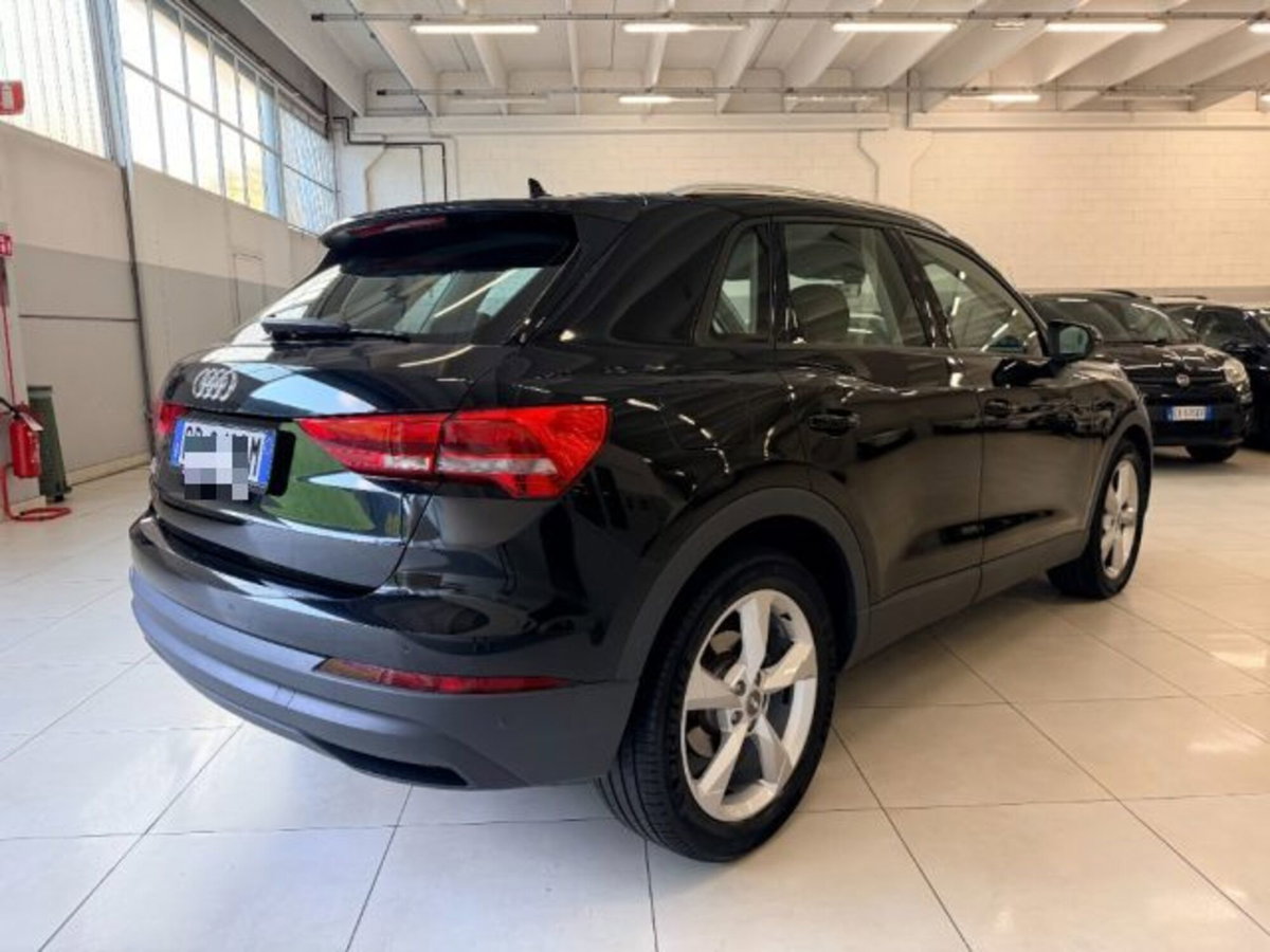 Audi Q3 35 TDI quattro S tronic Business Advanced (5)