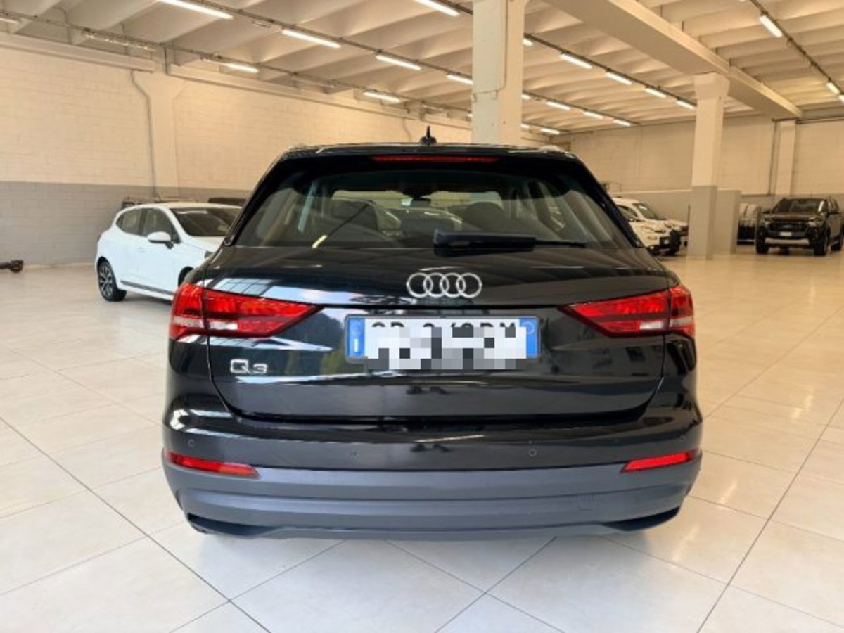 Audi Q3 35 TDI quattro S tronic Business Advanced (6)