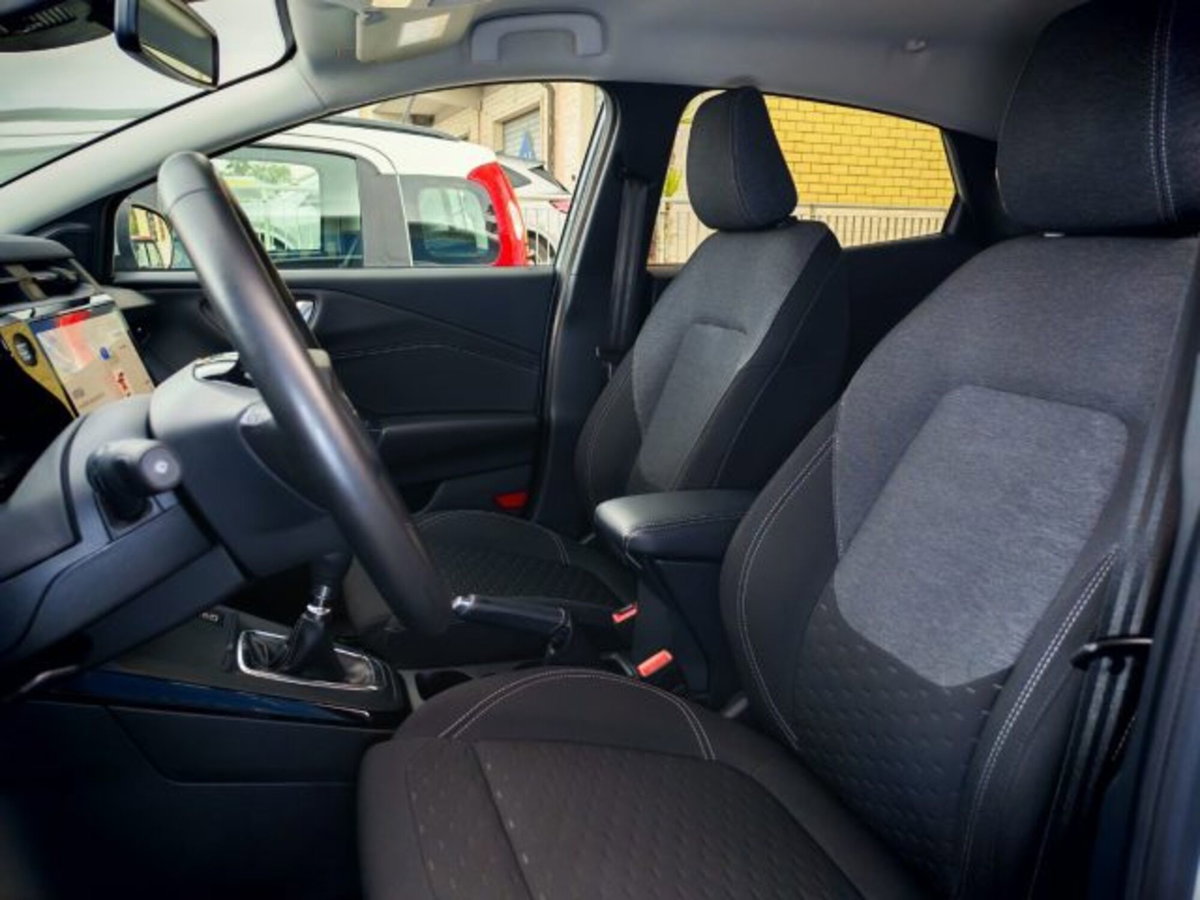 Ford Puma 1.0 EcoBoost Hybrid 125 CV S&S aut. Titanium Design (8)