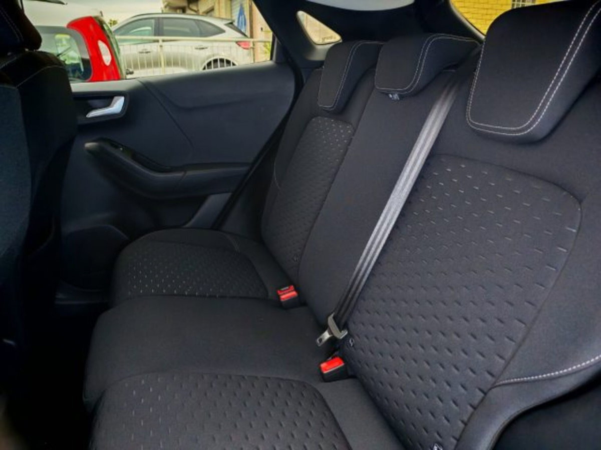 Ford Puma 1.0 EcoBoost Hybrid 125 CV S&S aut. Titanium Design (9)