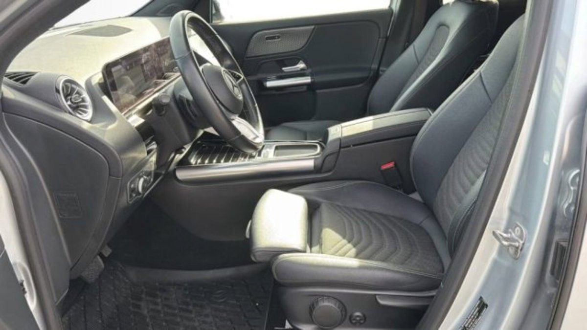 Mercedes-Benz GLA SUV 220 d Progressive Advanced Plus 4matic auto (11)