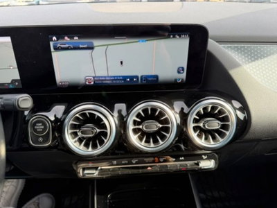 Mercedes-Benz GLA SUV 220 d Progressive Advanced Plus 4matic auto (14)