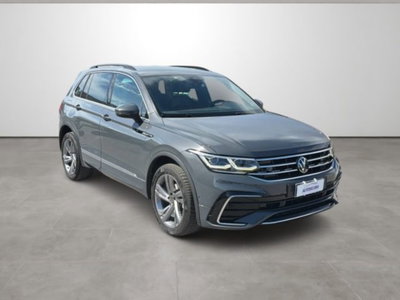 Volkswagen Tiguan 2.0 TDI 150 CV SCR DSG 4MOTION R-Line (3)