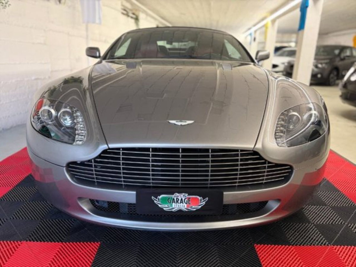 Aston Martin V8 Vantage Cabrio V8 Vantage Roadster (5)