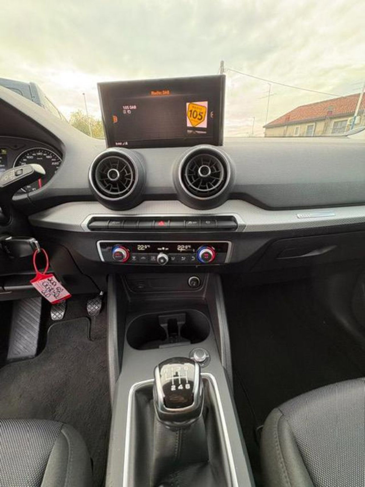 Audi Q2 Q2 30 TFSI Business (13)