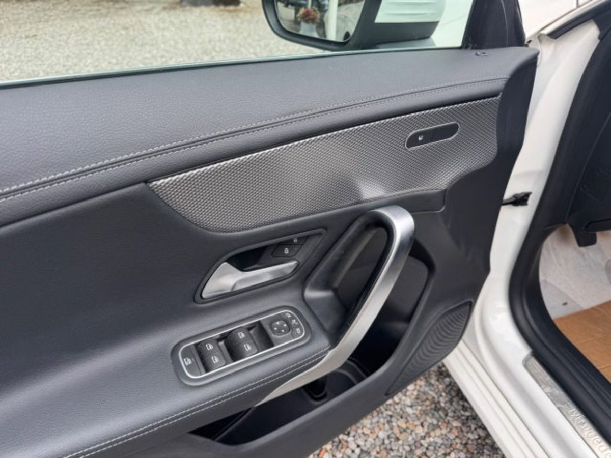 Mercedes-Benz CLA Shooting Brake 180 Shooting Brake Sport (11)