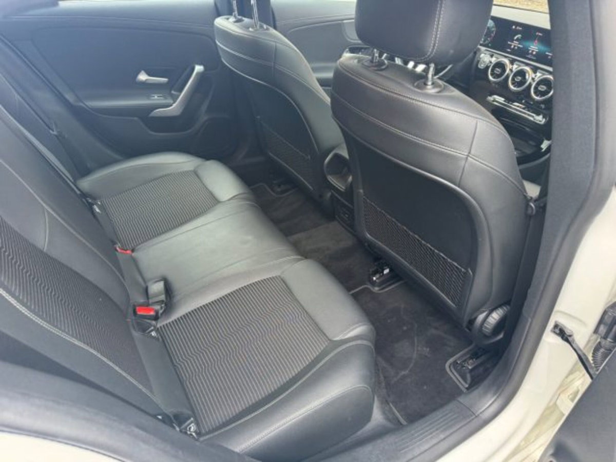 Mercedes-Benz CLA Shooting Brake 180 Shooting Brake Sport (16)