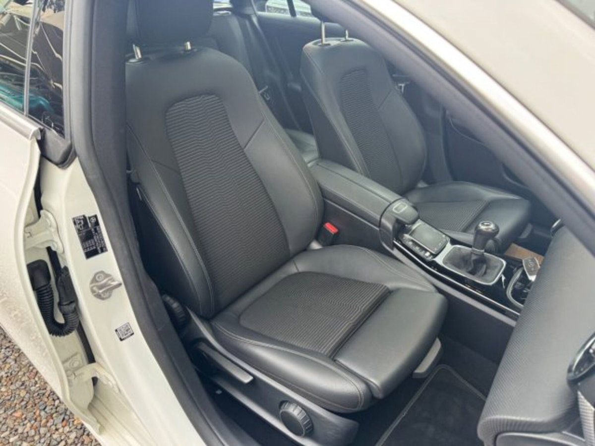 Mercedes-Benz CLA Shooting Brake 180 Shooting Brake Sport (19)