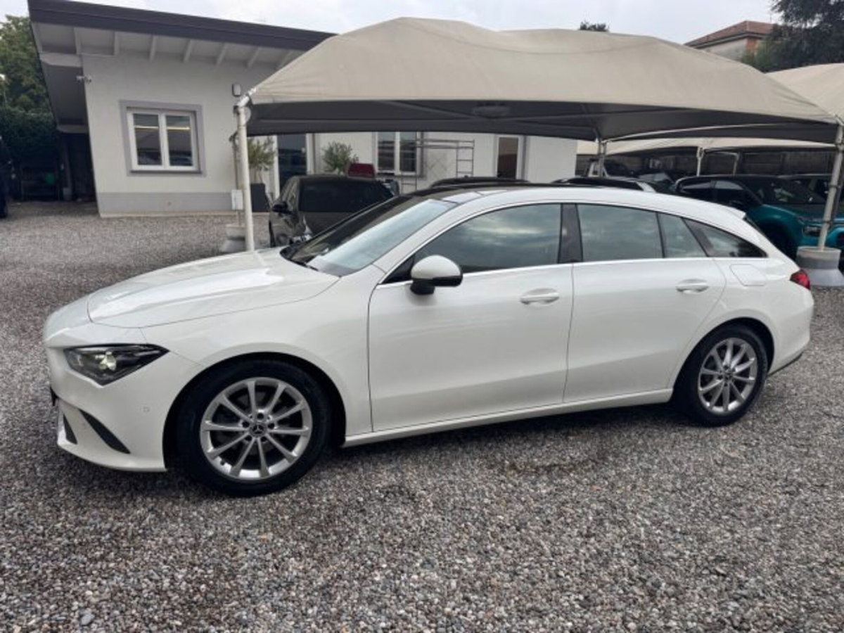 Mercedes-Benz CLA Shooting Brake 180 Shooting Brake Sport (2)