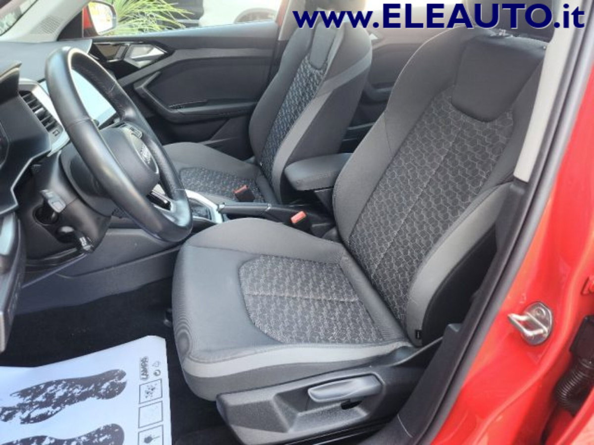 Audi A1 allstreet allstreet 30 TFSI S tronic Identity Contrast (14)