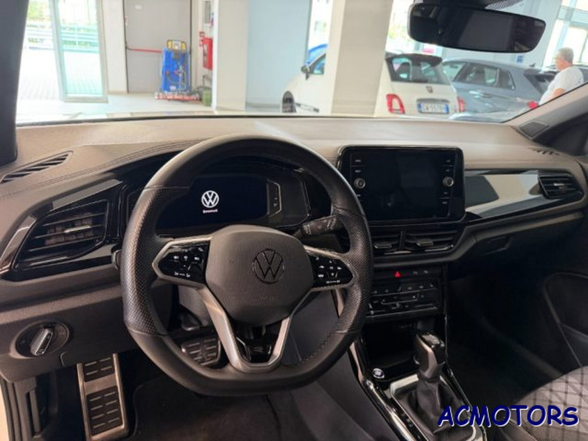 Volkswagen T-Roc 1.5 tsi R-Line dsg (9)