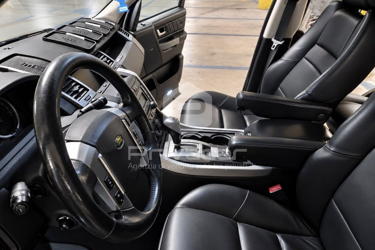 Land Rover Range Rover Sport 3.6 TDV8 HSE (8)