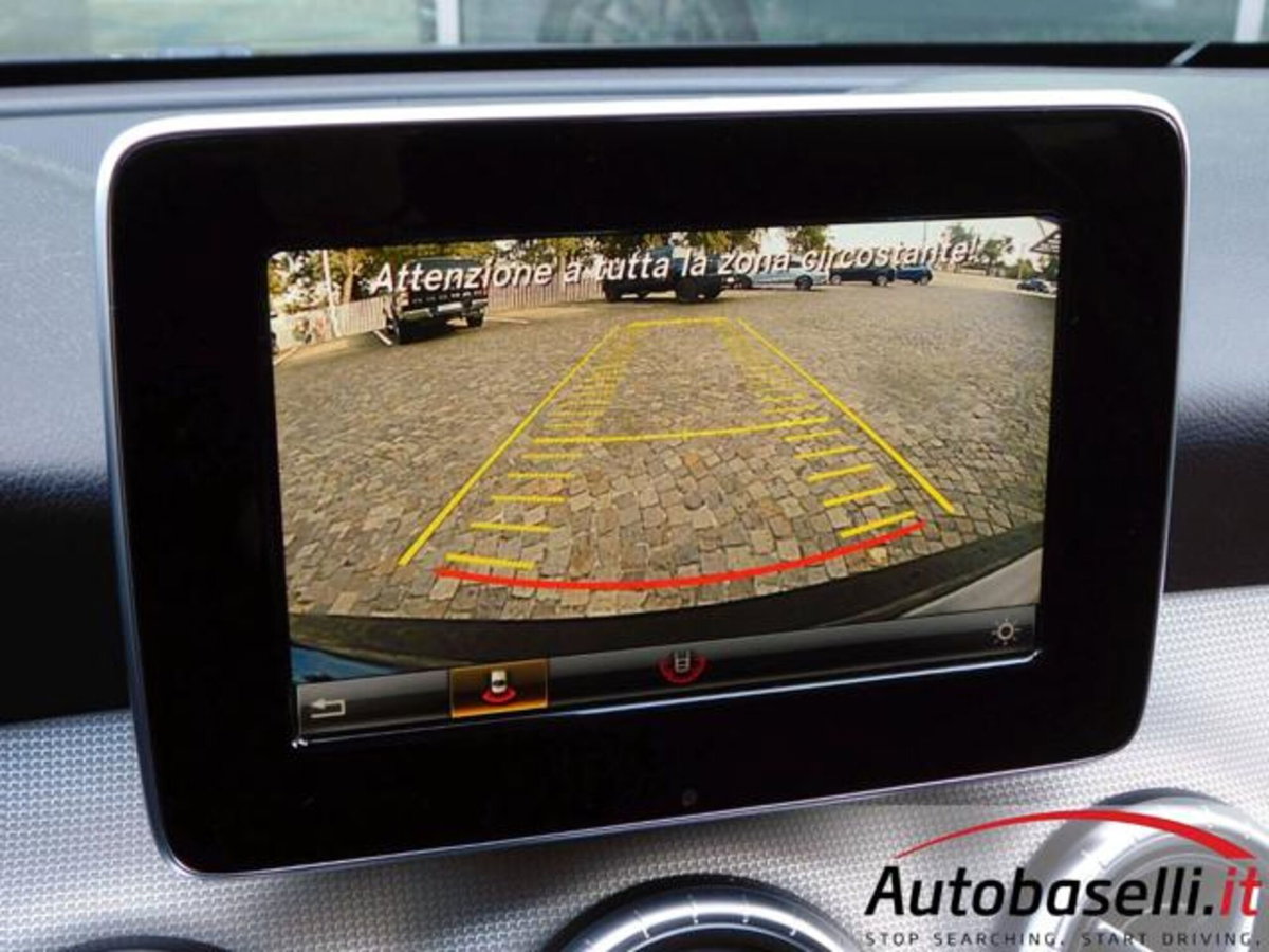 Mercedes-Benz CLA Shooting Brake 200 d Automatic Sport (15)